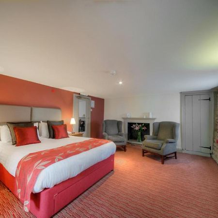 The Deddington Arms Hotel Екстериор снимка