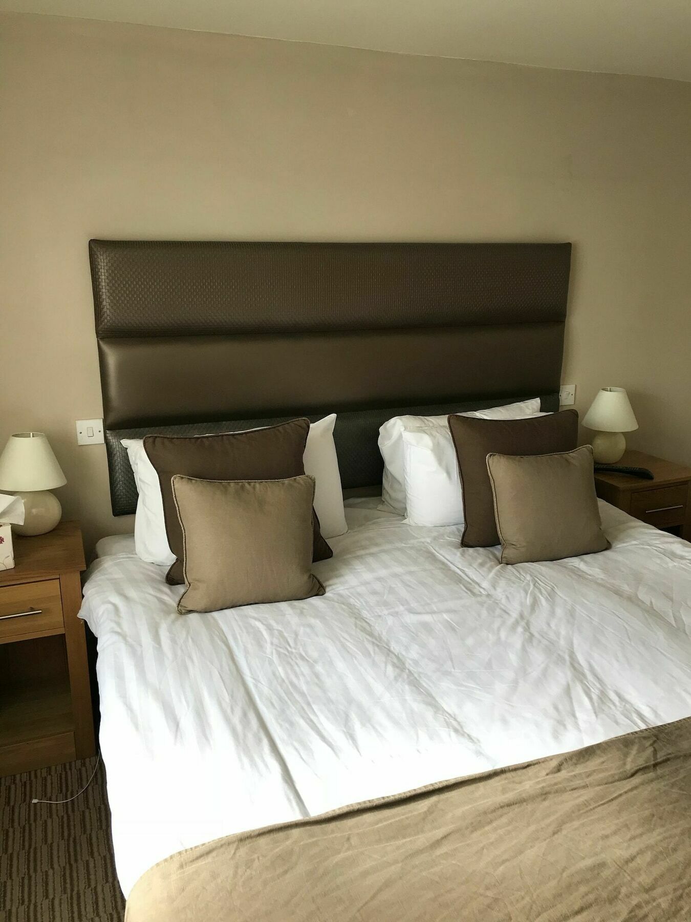 The Deddington Arms Hotel Екстериор снимка