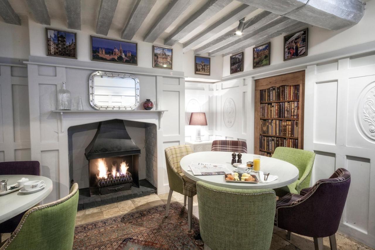 The Deddington Arms Hotel Екстериор снимка